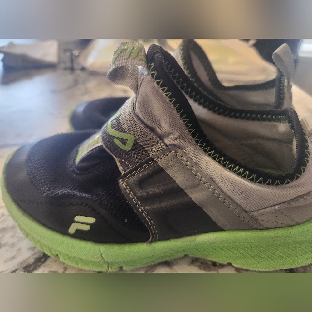 Youth Fila Tennis Shoes